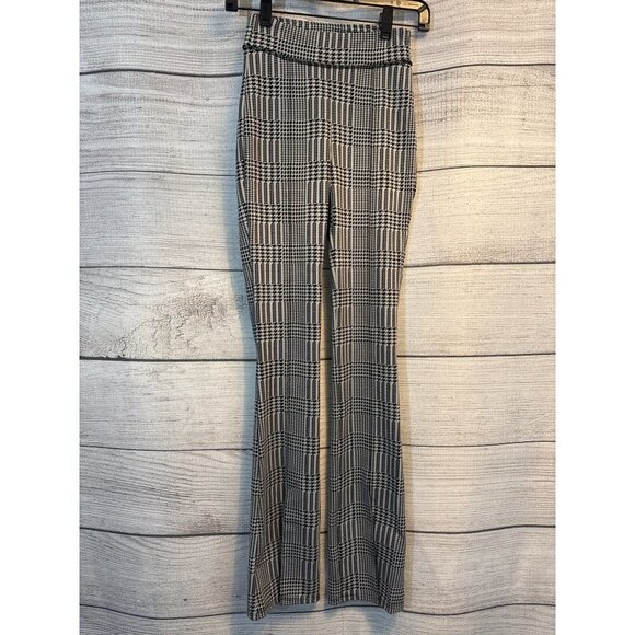 Alo Jacquard High- Waisted Glenplaid Flutter legging - Picture 1 of 3